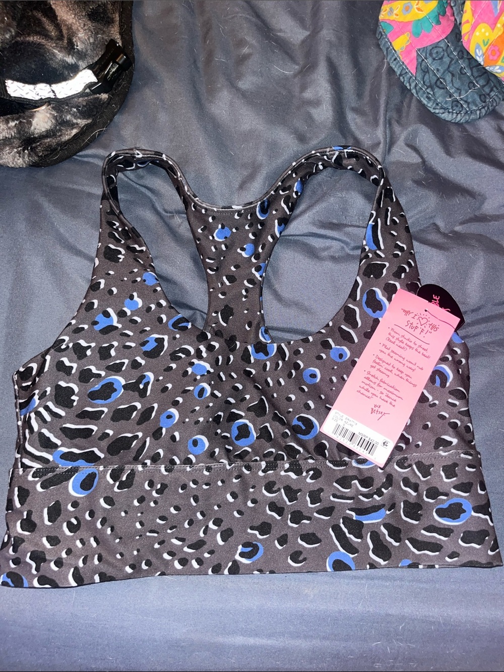 Betsey Johnson NWT Glacial Leopard Workout Set - Picture 6 of 7